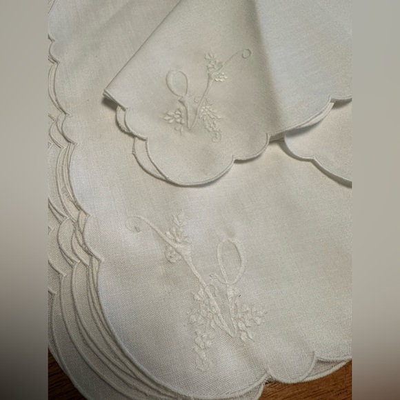 Vintage White Embroidered Table Linens - Picture 2 of 2